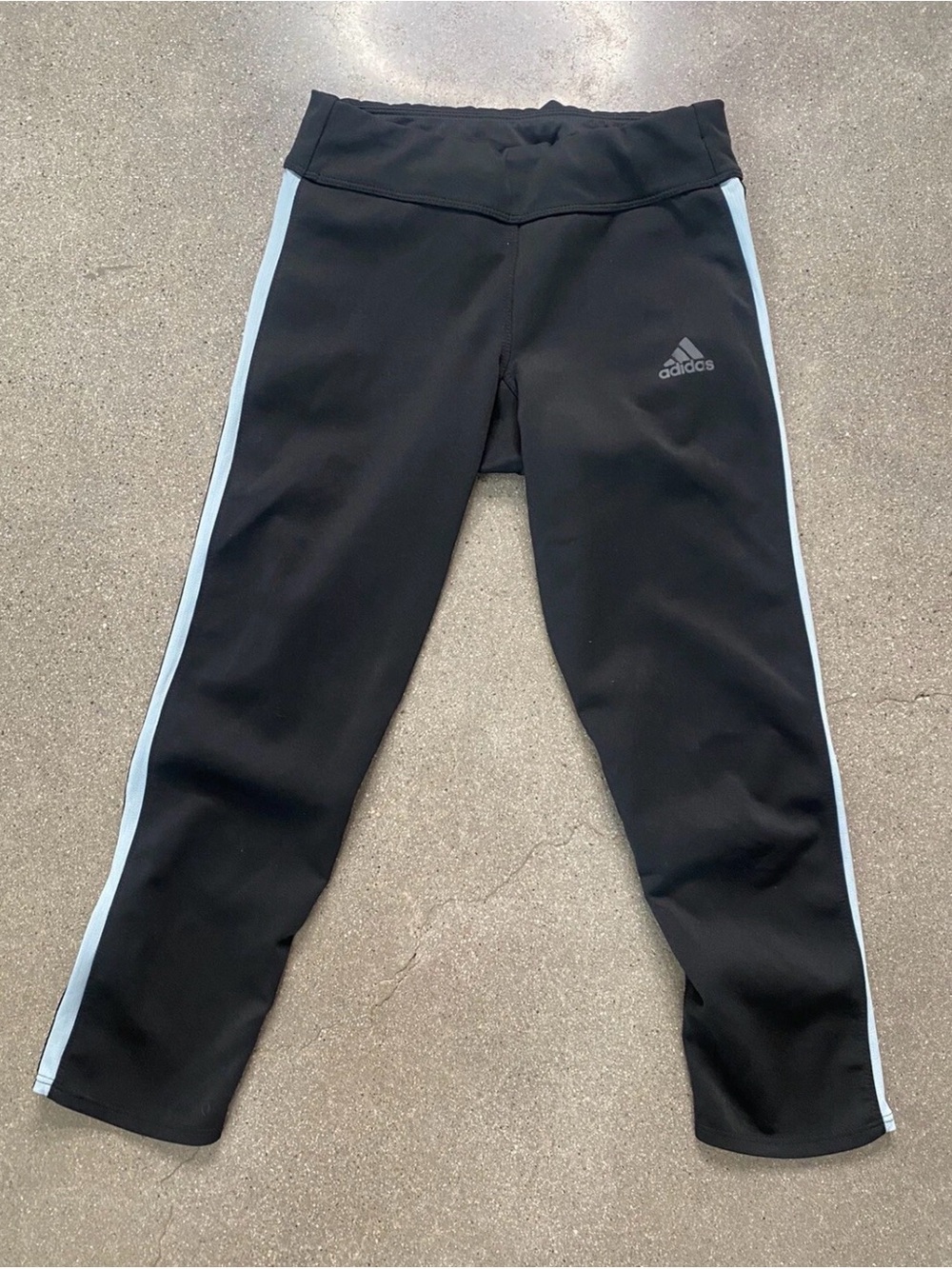 adidas running climate cool Black Leggings w/ Light blue Side stripes women’s XS
